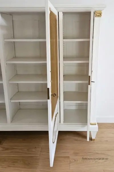 Miniaturka 5 - Biblioteka Neoklasyczna Biała ze Złoceniami. Po renowacji | Mosiężna Siatka, Drewno